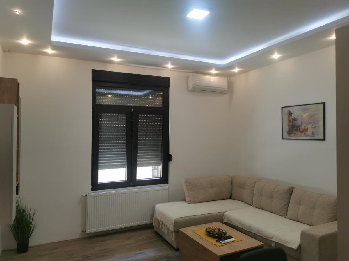 Restoran Due Punti Kursumlija Exterior foto